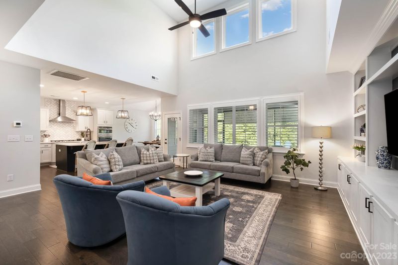 160 Broadleaf Dr, Denver, NC 28037
