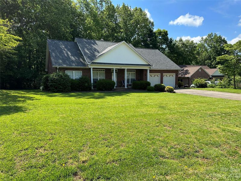 7994 King Arthurs Ct, Denver, NC 28037
