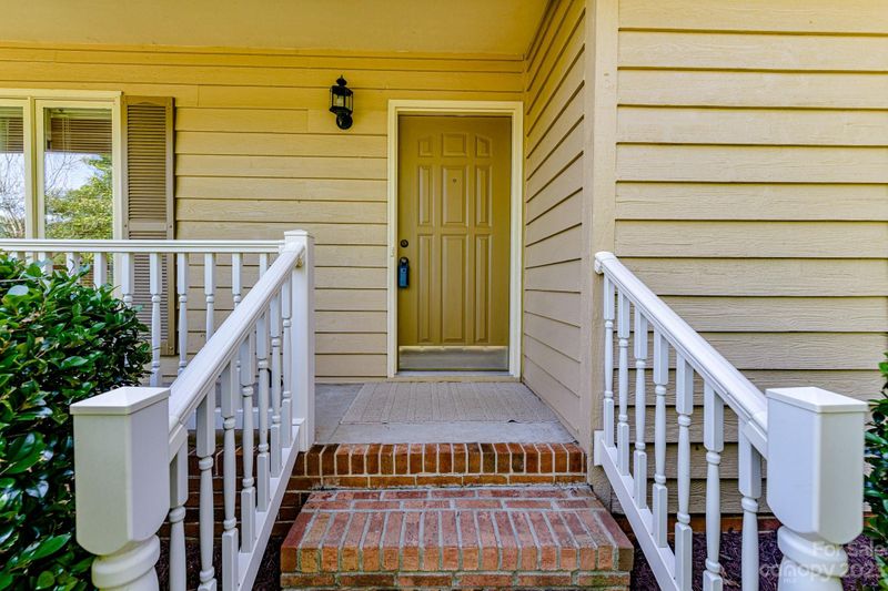 4690 Davidson Rd, Davidson, NC 28036