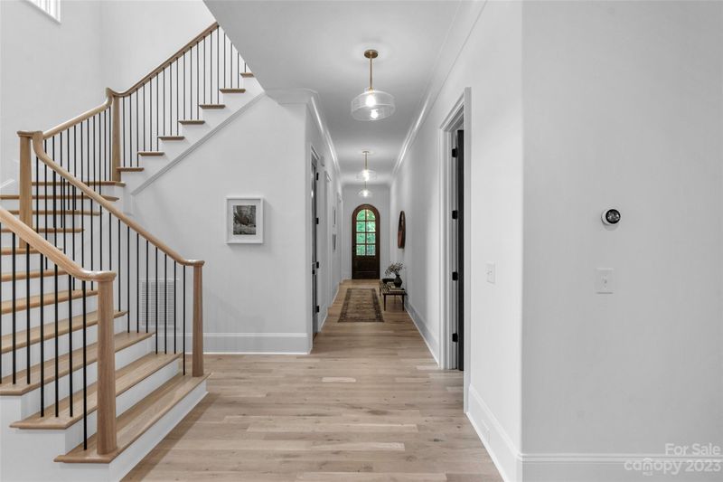 728 Ellsworth Rd, Charlotte, NC 28211