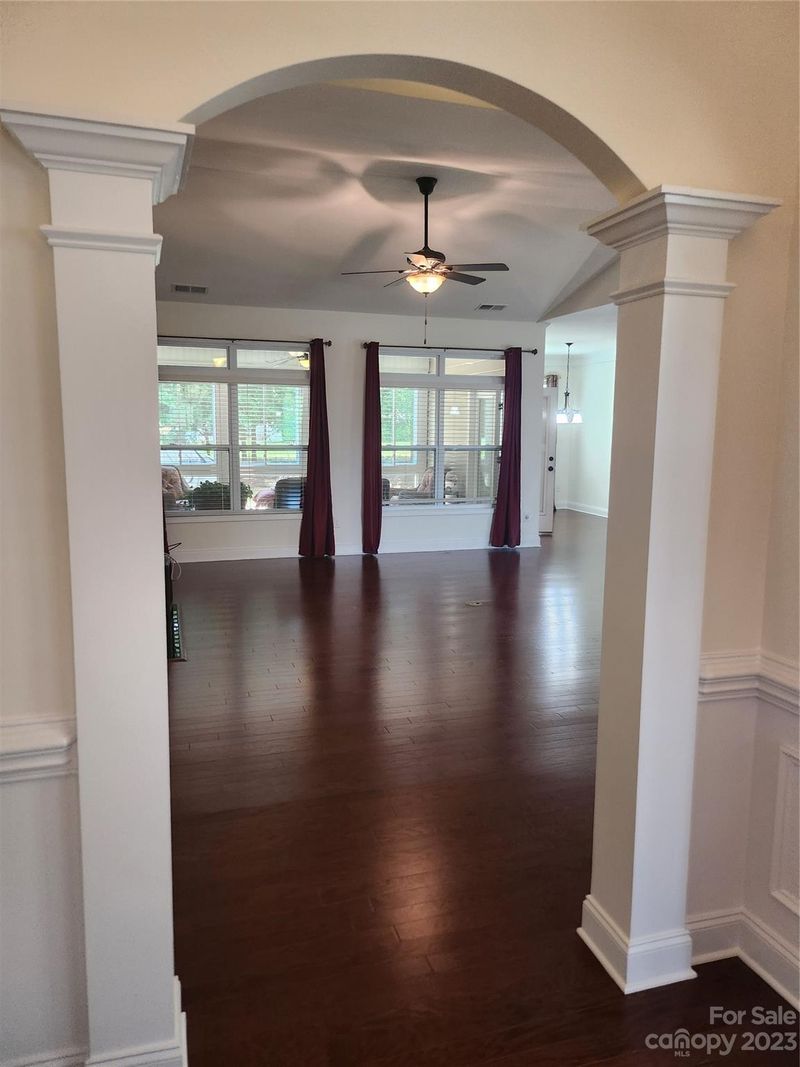 11726 Dunham Dr, Matthews, NC 28105