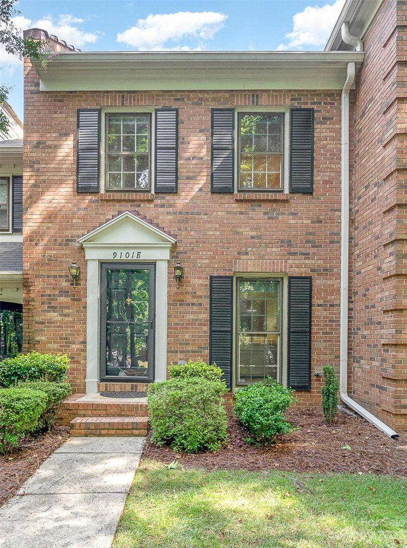9101 Nolley Ct #E, Charlotte, NC 28270