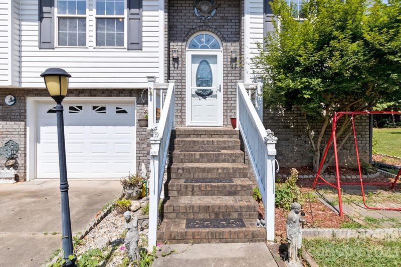 2621 Peeler Rd, Vale, NC 28168