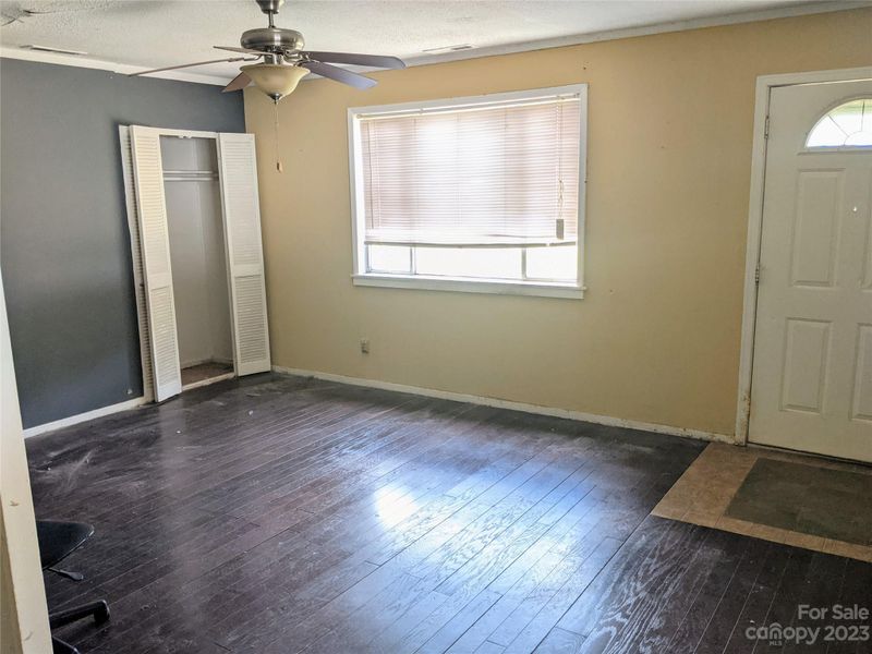 1018 Choyce Ave, Charlotte, NC 28217