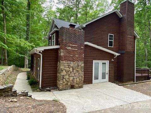 5307 Bridgeview Dr, Iron Station, NC 28080
