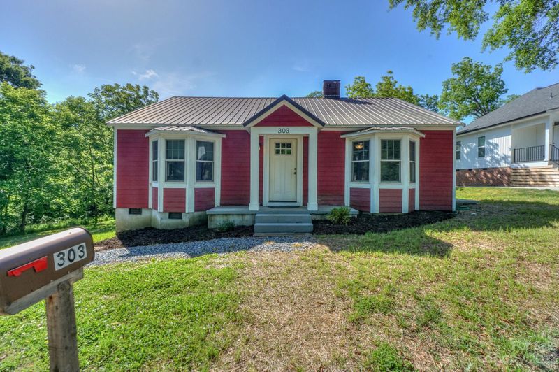 303 Houston St, Davidson, NC 28036