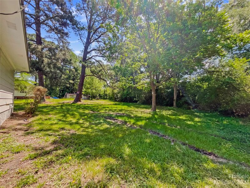 1151 Ten Oaks Dr, Lancaster, SC 29720