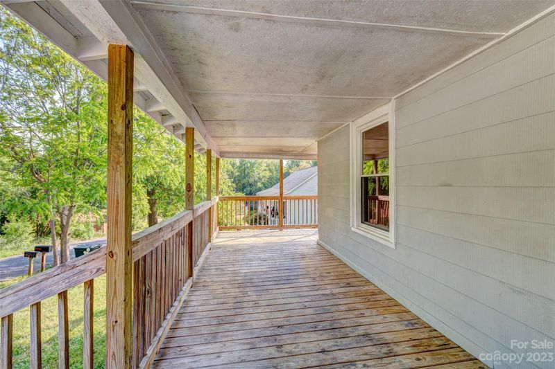 105 Ridge Ave, Cherryville, NC 28021