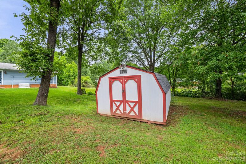 6426 Spring Garden Ln, Charlotte, NC 28213