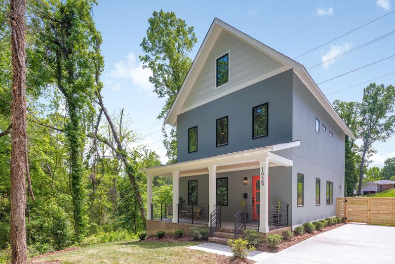 1929 St Paul St, Charlotte, NC 28216