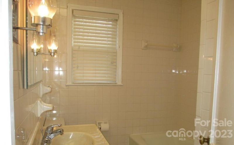 421 Springs St, Lancaster, SC 29720