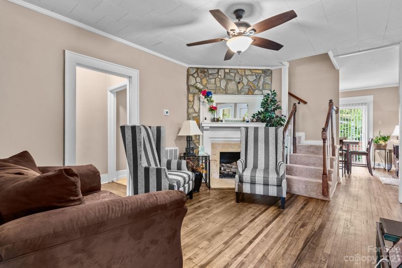 628 5th St SE, Hickory, NC 28602