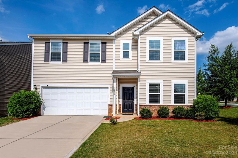 12802 Longstraw Rd, Charlotte, NC 28227