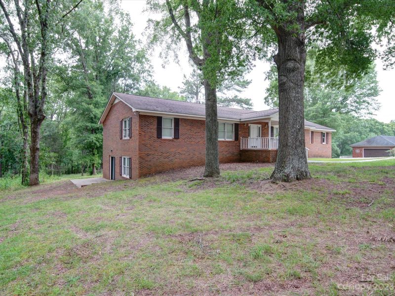 605 Heatherwood Dr, Monroe, NC 28112