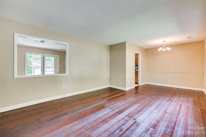 5920 Mcnair Rd, Charlotte, NC 28212