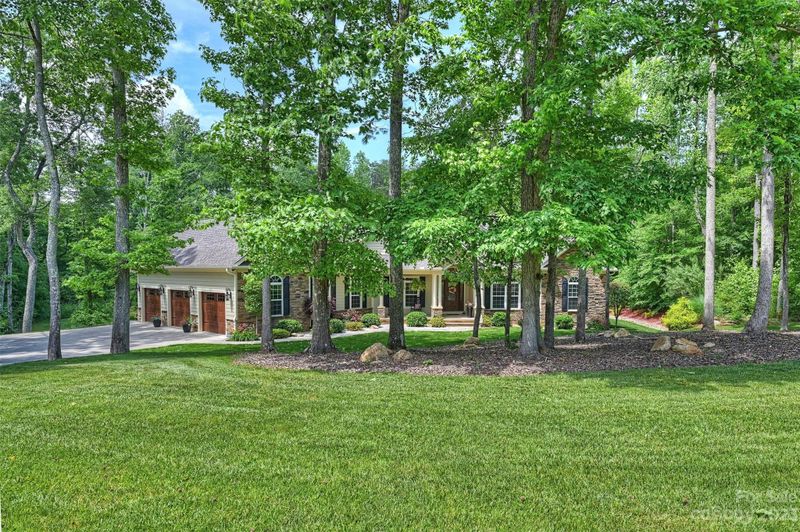 6601 Ridgemont Dr, Denver, NC 28037