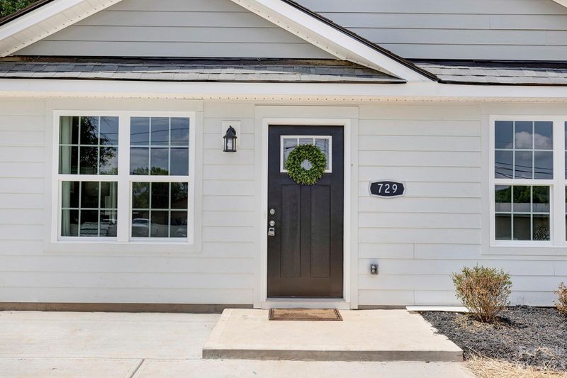 729 E Sycamore St, Lincolnton, NC 28092