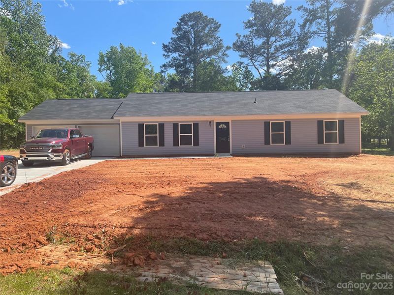 4850 Tanglewood Rd, Great Falls, SC 29014