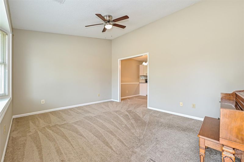 1106 Mckinnon Dr, Rock Hill, SC 29732