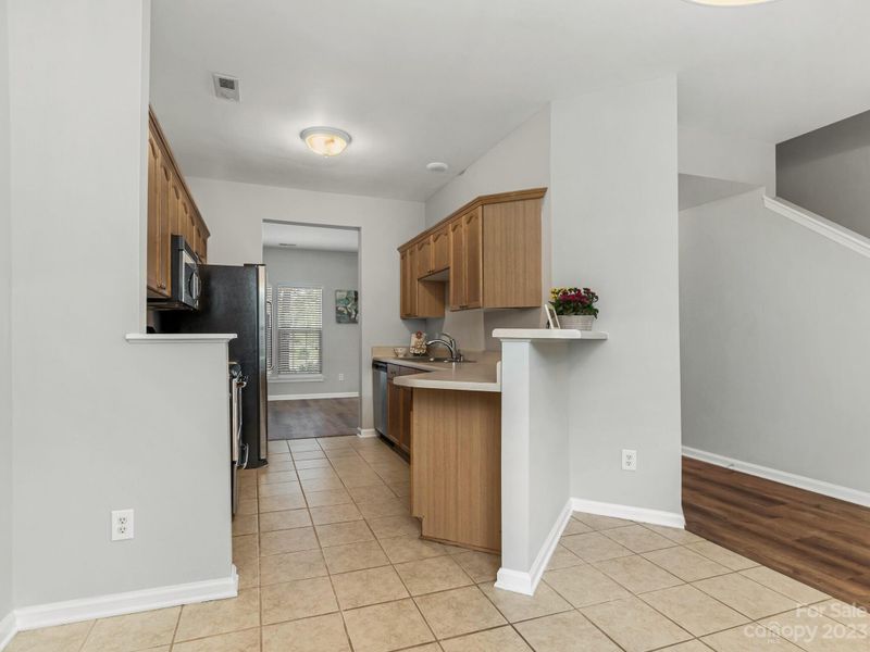 8048 Sapwood Ct, Matthews, NC 28104