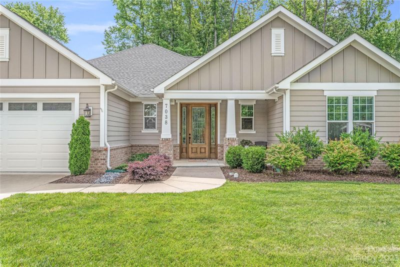 7038 Reeves St, Charlotte, NC 28269