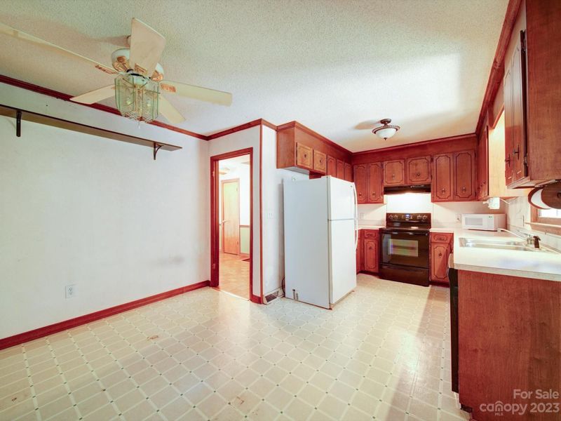 3938 Tater Ridge Rd, Concord, NC 28025
