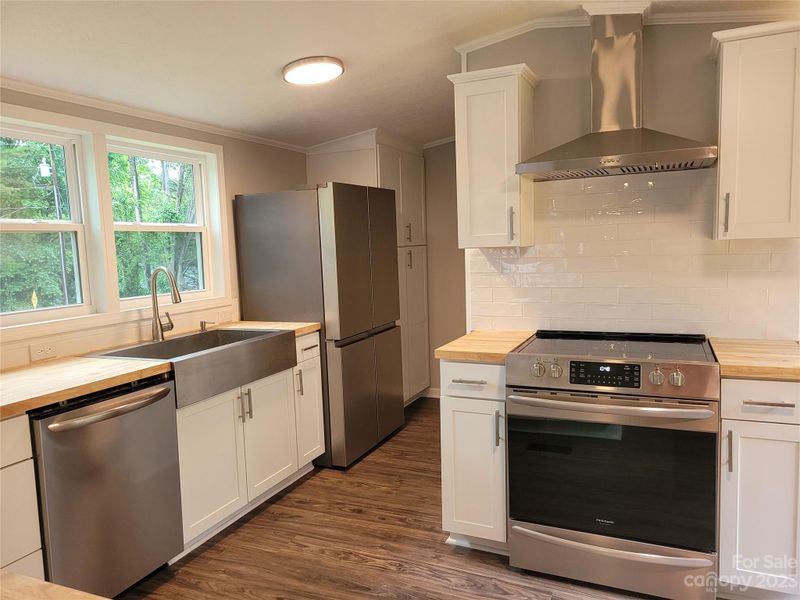 4225 Scott Ln, Waxhaw, NC 28173