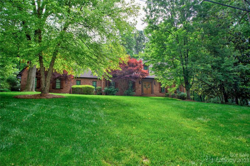 562 Windsor Pl, Concord, NC 28025