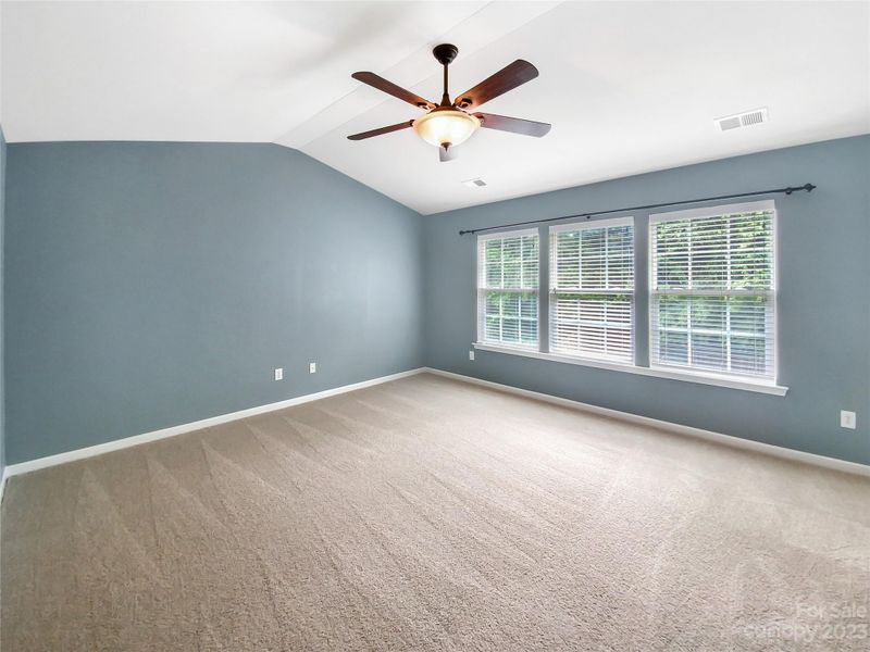 9233 Bellegarde Dr, Charlotte, NC 28277