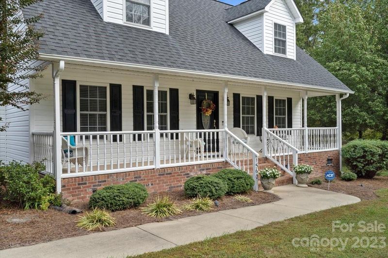 1560 Glenway Rd, Clover, SC 29710