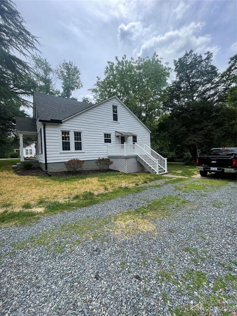 2504 Hickory Ave, Concord, NC 28027