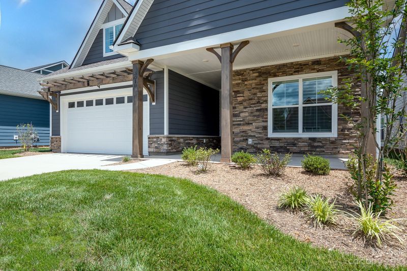 3018 Portside Ln, Denver, NC 28037