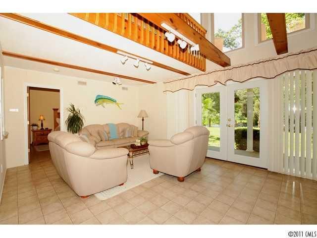 21000 Rio Oro Dr, Cornelius, NC 28031