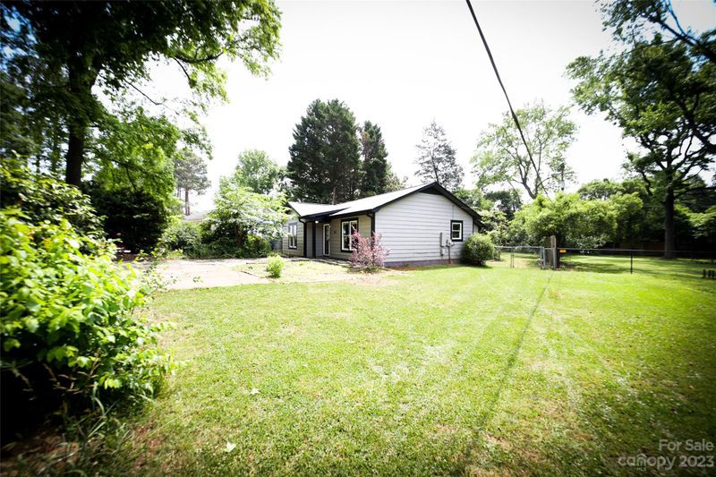 612 Ole Lamp Ln, Gastonia, NC 28056