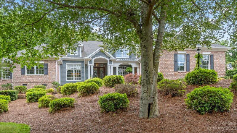 1935 Tara Trl, Lancaster, SC 29720