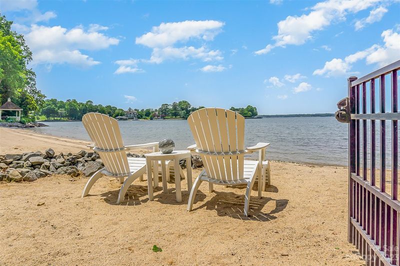 20715 Pointe Regatta Dr #19, Cornelius, NC 28031