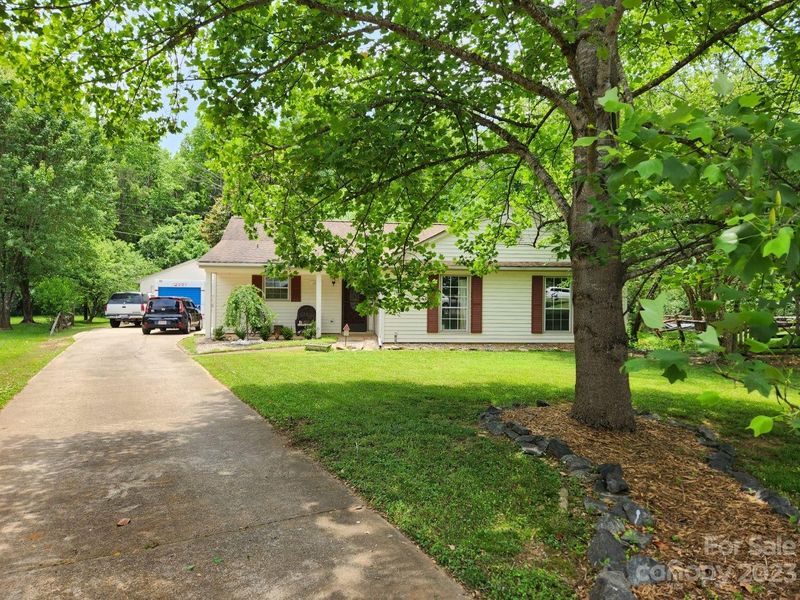 12646 Delman Ln, Pineville, NC 28134
