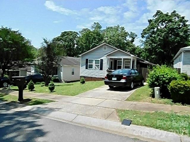 2418 Deherradora Ave, Charlotte, NC 28208