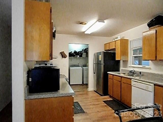 2418 Deherradora Ave, Charlotte, NC 28208