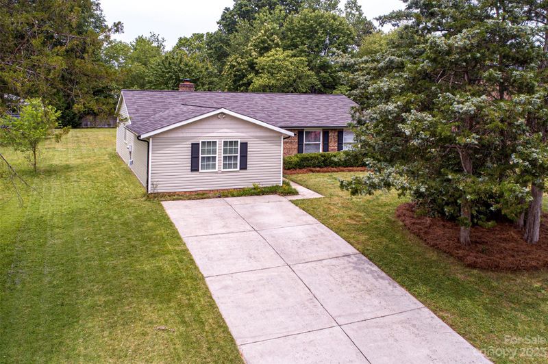 7336 Connan Ln, Charlotte, NC 28226
