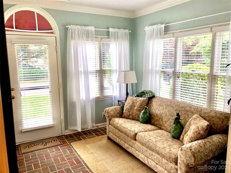 523 S Main St, Belmont, NC 28012