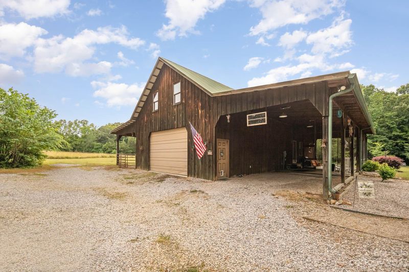 3002 Lost Tree Ln, Sharon, SC 29742