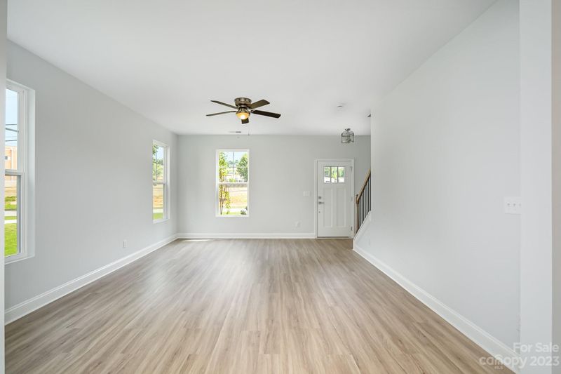 141 Baucom St, Charlotte, NC 28216