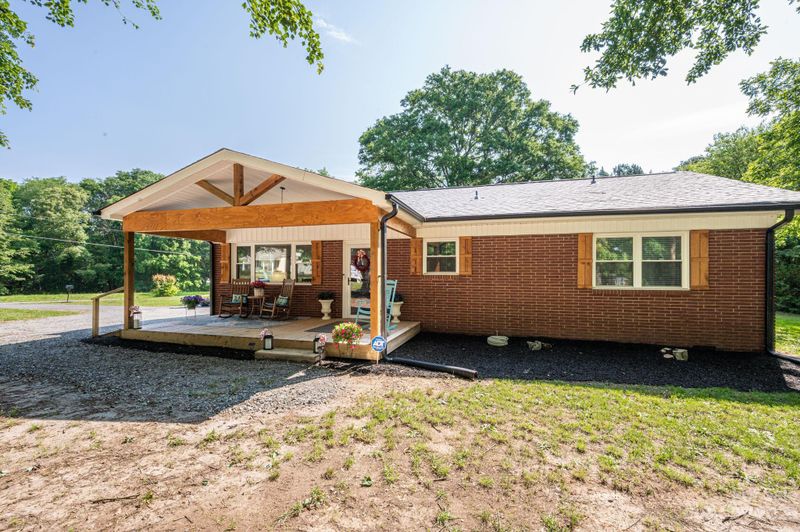 371 Hilltop Rd, Lincolnton, NC 28092