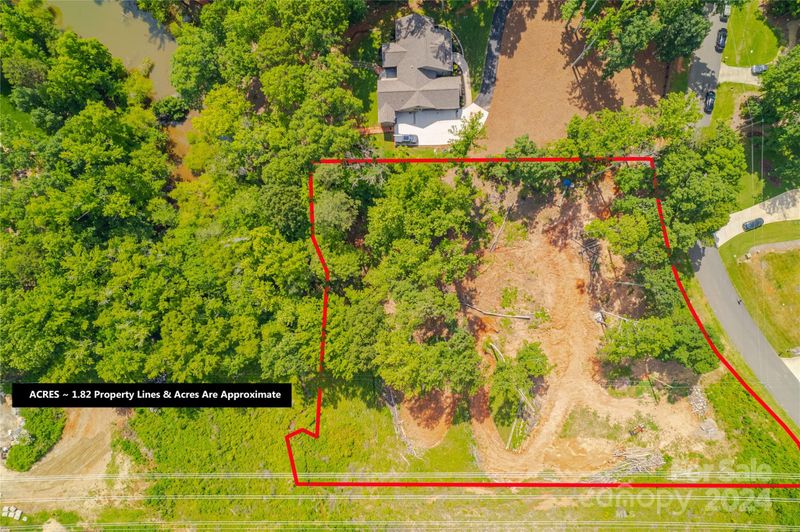 345 Squirrel Ln, Clover, SC 29710