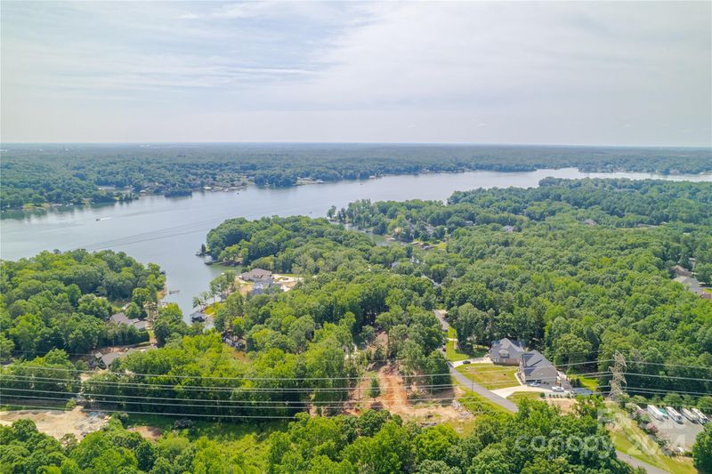 345 Squirrel Ln, Clover, SC 29710