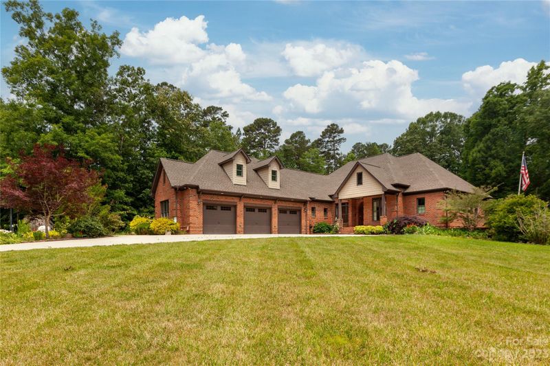6979 Golden Eagle Trl, Iron Station, NC 28080