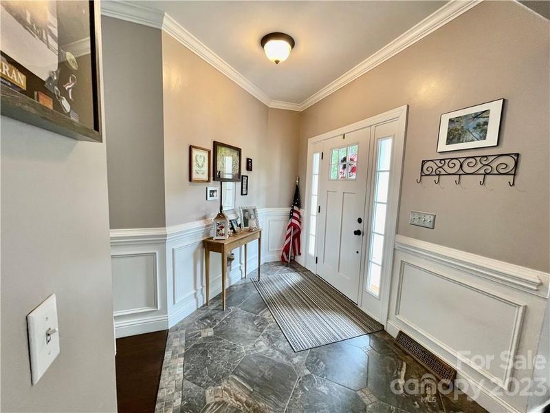 207 Goodwin Cir, Mooresville, NC 28115