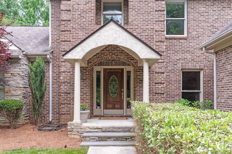 1623 White Pond Ln, Waxhaw, NC 28173