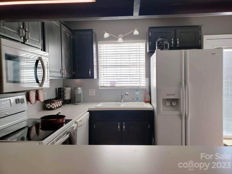 102 Brandywine Dr NE #N2, Conover, NC 28613